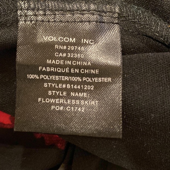Volcom Flowerless Skirt - Small - Picture 5 of 5